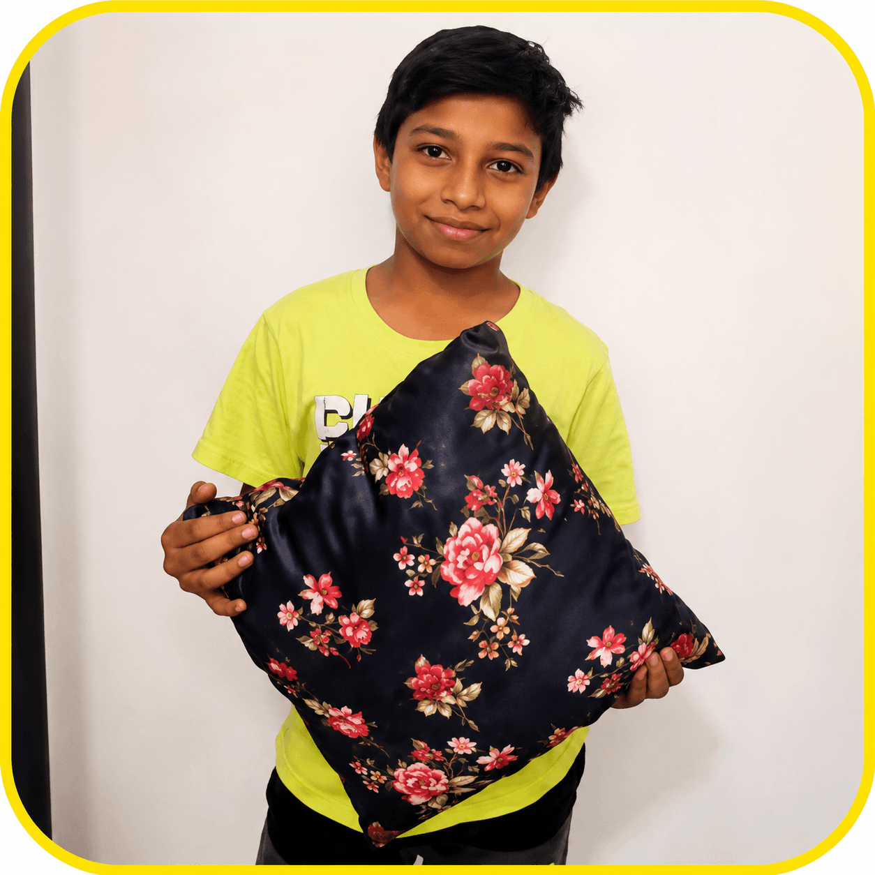 Kids sewing course online India — ONSA child learning basic hand stitches — photo 1 of 3